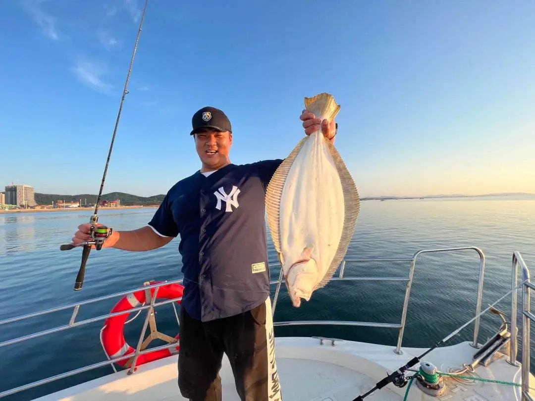 你以為海釣是這樣的,結(jié)果是這樣的!